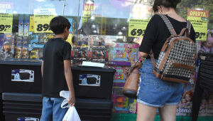 Dia das Crian&ccedil;as: Diferen&ccedil;a de pre&ccedil;o chega a R$ 1 mil em videogame