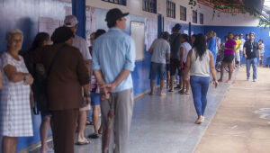 MS registra m&eacute;dia de 27,3 mil faltosos a mais no 2&ordm; turno desde 2014