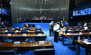 Relator da PEC da escala 6x1 no Senado mant&eacute;m texto aprovado na C&acirc;mara