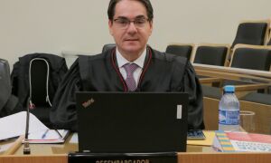 Ap&oacute;s anunciar ren&uacute;ncia, desembargador Ary Raghiant &eacute; exonerado do TJMS