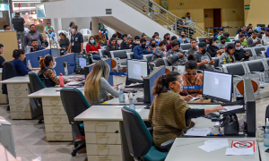 Justi&ccedil;a eleitoral faz "mutir&atilde;o" em finais de semana e feriado para regularizar t&iacute;tulos