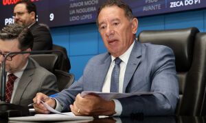 Gerson aponta equil&iacute;brio fiscal e destaca R$ 2,5 bilh&otilde;es em investimentos para 2027