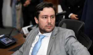 Grupo de Riedel recorre &agrave; Justi&ccedil;a Eleitoral para tentar barrar ataques de advers&aacute;rio
