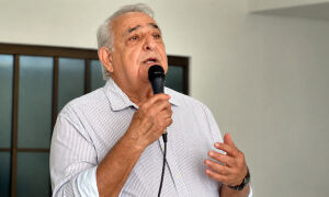Pr&eacute;-candidato prop&otilde;e rever Fundersul e p&ocirc;r fim &agrave; cobran&ccedil;a sobre a desmama de bovinos