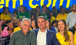 Autoridades de MS marcam presen&ccedil;a em candidatura &agrave; presid&ecirc;ncia de Fl&aacute;vio