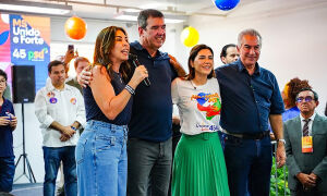 Riedel e Azambuja prestigiam largada de Viviane Luiza na abertura oficial da campanha