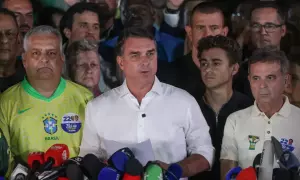 Fl&aacute;vio diz que vai pedir cassa&ccedil;&atilde;o de chapa do PT e que Moraes ordenou entrega de passaportes