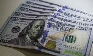 F&ocirc;lego de Lula com fim da 6x1 desagrada mercado; d&oacute;lar sobe e Bolsa recua