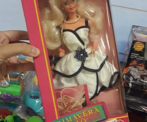 Tem uma Barbie em casa? Bonecas antigas valorizam e podem valer fortuna