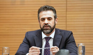 "Os benef&iacute;cios devem estar legalmente amparados, transparentes e compat&iacute;veis"