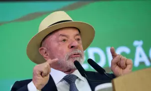 Lula conversa com Trump e reabre negocia&ccedil;&atilde;o sofre tarifa&ccedil;o
