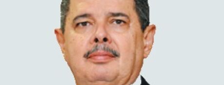 "Nunca foi t&atilde;o f&aacute;cil escolher um lado"