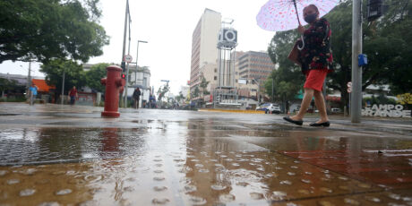 Inmet emite alerta para chuvas intensas em 43 cidades de MS nas próximas 24 horas 