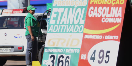 Diesel e etanol ficam mais baratos entre julho e agosto