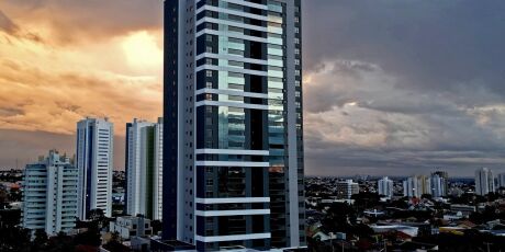 Contempor&acirc;neo e moderno, Plaenge celebra entrega do Lumini