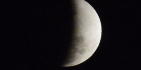 Eclipse parcial da Lua ser&aacute; visto em Mato Grosso do Sul nesta quinta-feira 