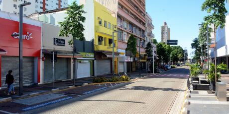 Confira o que abre e o que fecha no feriado de Dia de Finados