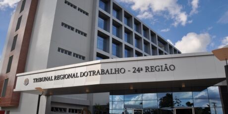 Com salário de até R$ 16 mil, TRT24 abre concurso