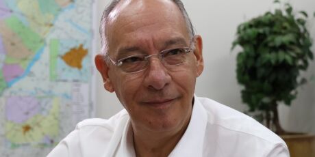 Ex-secret&aacute;rio de MS, H&eacute;lio Peluffo &eacute; internado ap&oacute;s apresentar arritmia card&iacute;aca