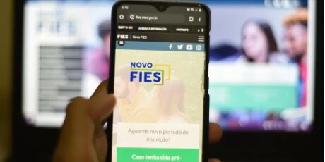 Fies 2026: estudantes devem completar informa&ccedil;&otilde;es at&eacute; amanh&atilde;
