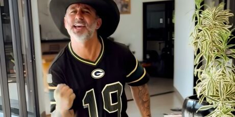 'Mais Louco do Brasil' chama sess&atilde;o extra para aumentar o pr&oacute;prio sal&aacute;rio