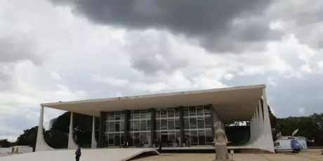 Julgamento de regra que reduz valor da aposentadoria por invalidez está em 5x4