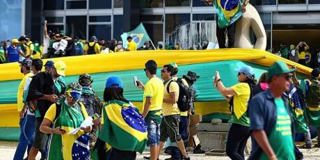 Organiza&ccedil;&otilde;es sociais criticam derrubada de veto ao PL da Dosimetria