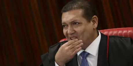 Para Nunes Marques, 'desacreditar as urnas &eacute; desconvidar o eleitor a participar da elei&ccedil;&atilde;o'