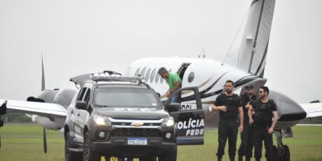 Maior bicheiro do Rio chega ao presídio federal de Campo Grande