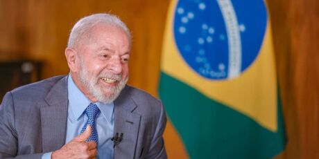 Lula fará procedimento endovascular nesta 5ª como complementação da cirurgia