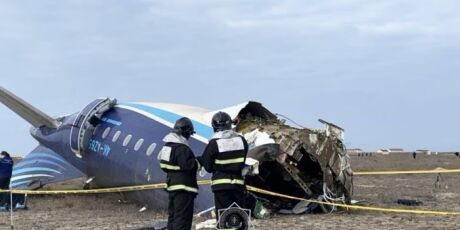 Avião da Embraer que caiu pode ter sido atingido por sistema de defesa aérea russo