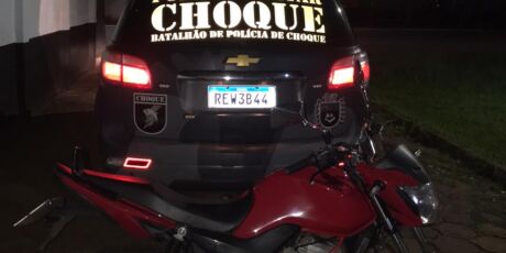 Motorista de aplicativo é esfaqueado e tem moto roubada em Campo Grande