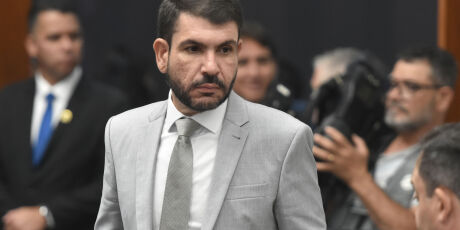 Justi&ccedil;a mant&eacute;m bloqueio de R$ 18,5 milh&otilde;es de Jamilson Name e Jamilzinho