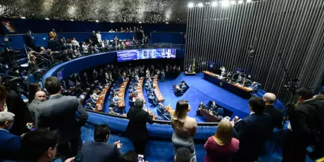 Comiss&atilde;o do Senado pro&iacute;be aborto at&eacute; para casos de estupro