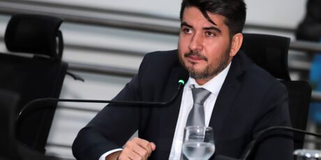 TJMS mantém condenação de Rafael Tavares por injúria contra o deputado Vander Loubet