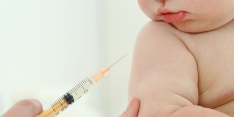 Ministério da Saúde incorpora nova vacina no SUS para frear bronquiolite em crianças 