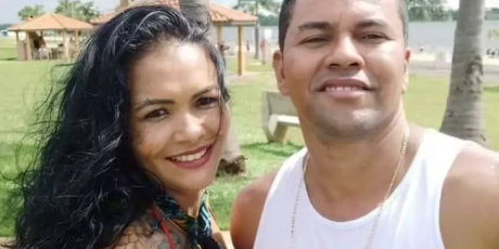 Casal morre em acidente entre carro e caminhonete na BR-262