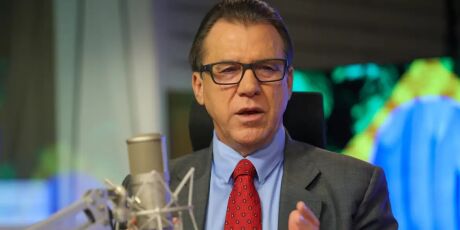 Jornada 6x1 é cruel, diz ministro do Trabalho, Luiz Marinho