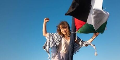 Israel promete coibir barco de ajuda transportando Greta Thunberg de chegar à Faixa de Gaza