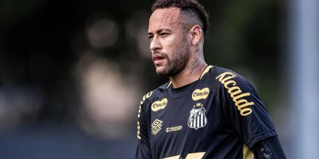 Neymar leva bronca de amiga ap&oacute;s fala machista e diz que 'n&atilde;o quis ofender nenhuma mulher'