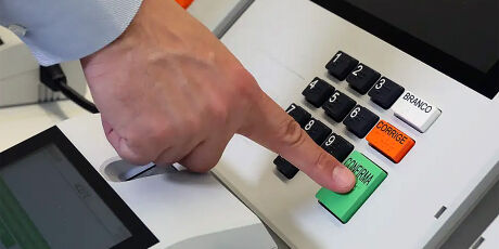 Elei&ccedil;&otilde;es 2026: TRE-MS atende eleitores no bairro Lageado para regularizar situa&ccedil;&atilde;o