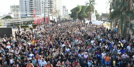 As v&eacute;speras de per&iacute;odo eleitoral, Marcha para Jesus aumenta no Estado