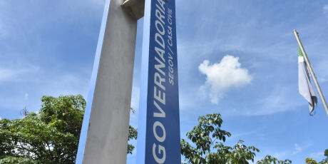 Governo prop&otilde;e reajuste salarial de 3,81% a servidores estaduais de MS