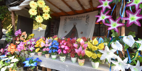 Finados: Vasos de flores v&atilde;o de R$8 a R$45 em Campo Grande