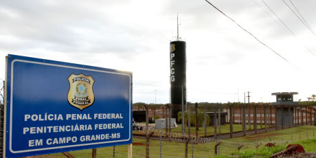 Chef&otilde;es do Comando Vermelho presos no RJ devem vir para MS na pr&oacute;xima semana