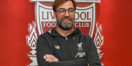 Klopp abre brecha para poss&iacute;vel retorno ao Liverpool: 'Em teoria, &eacute; poss&iacute;vel'