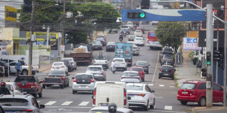 Contrato milion&aacute;rio leva Campo Grande a trocar 'seis por meia d&uacute;zia' em sem&aacute;foros