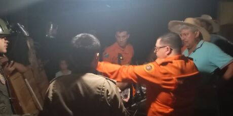 Homem &eacute; atacado por on&ccedil;a e resgatado de helic&oacute;ptero no Pantanal