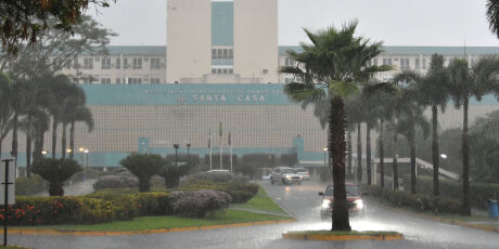 Santa Casa faz novo empr&eacute;stimo em meio a crise financeira