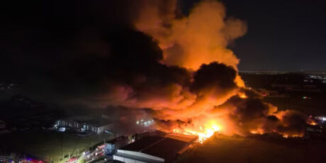 Na Argentina, grande explos&atilde;o em complexo industrial deixa ao menos 24 feridos